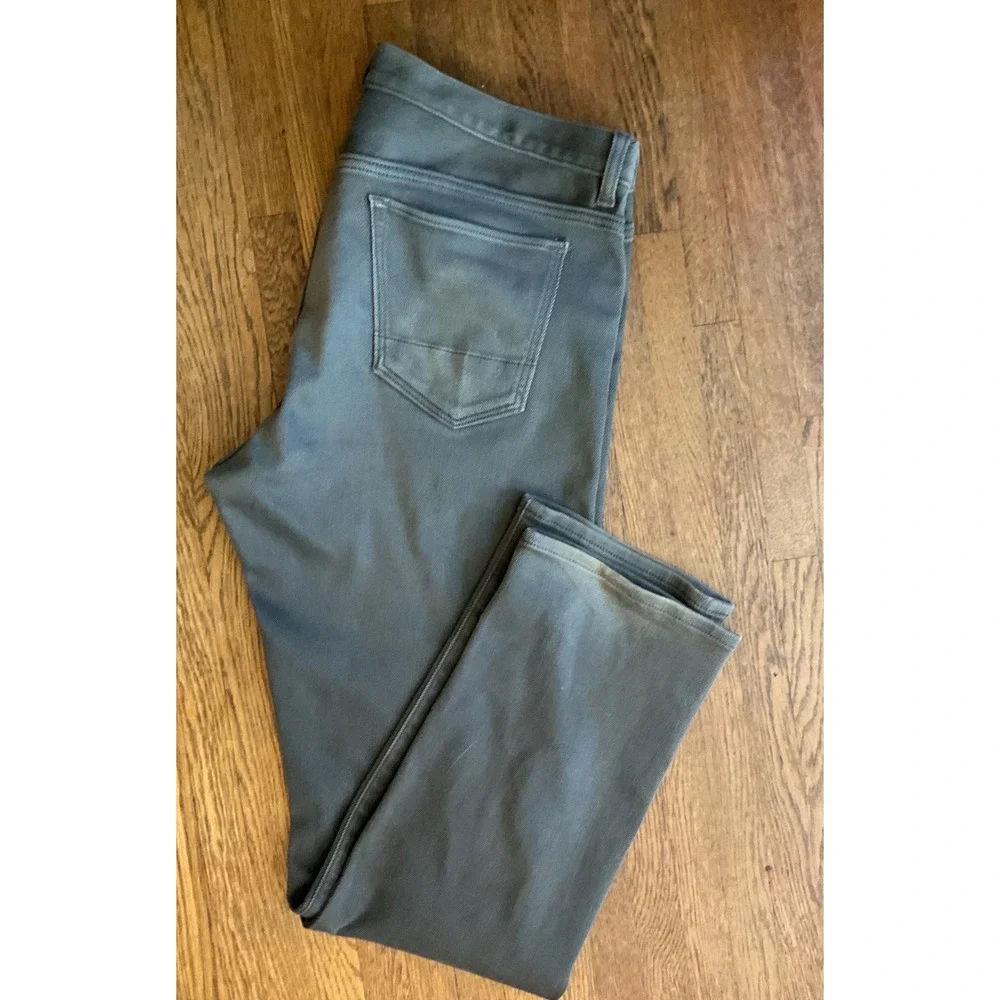 Banana Republic Traveler Pant 35 x 32